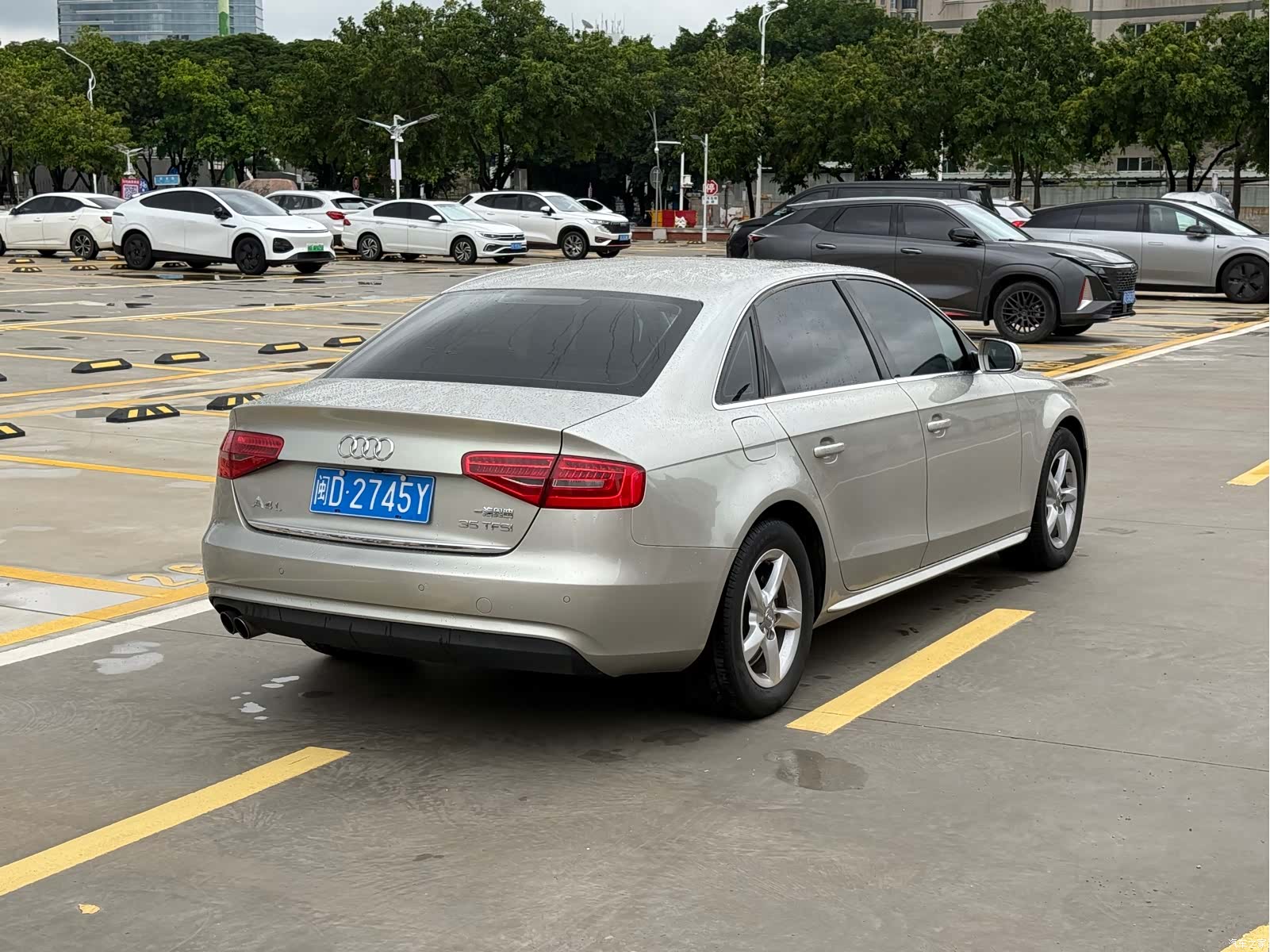 Audi A4L, 2015 6