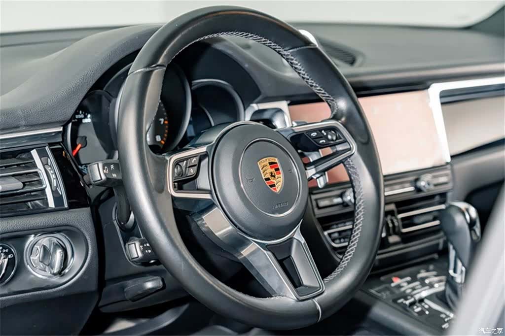 Porsche Macan, 2021 11