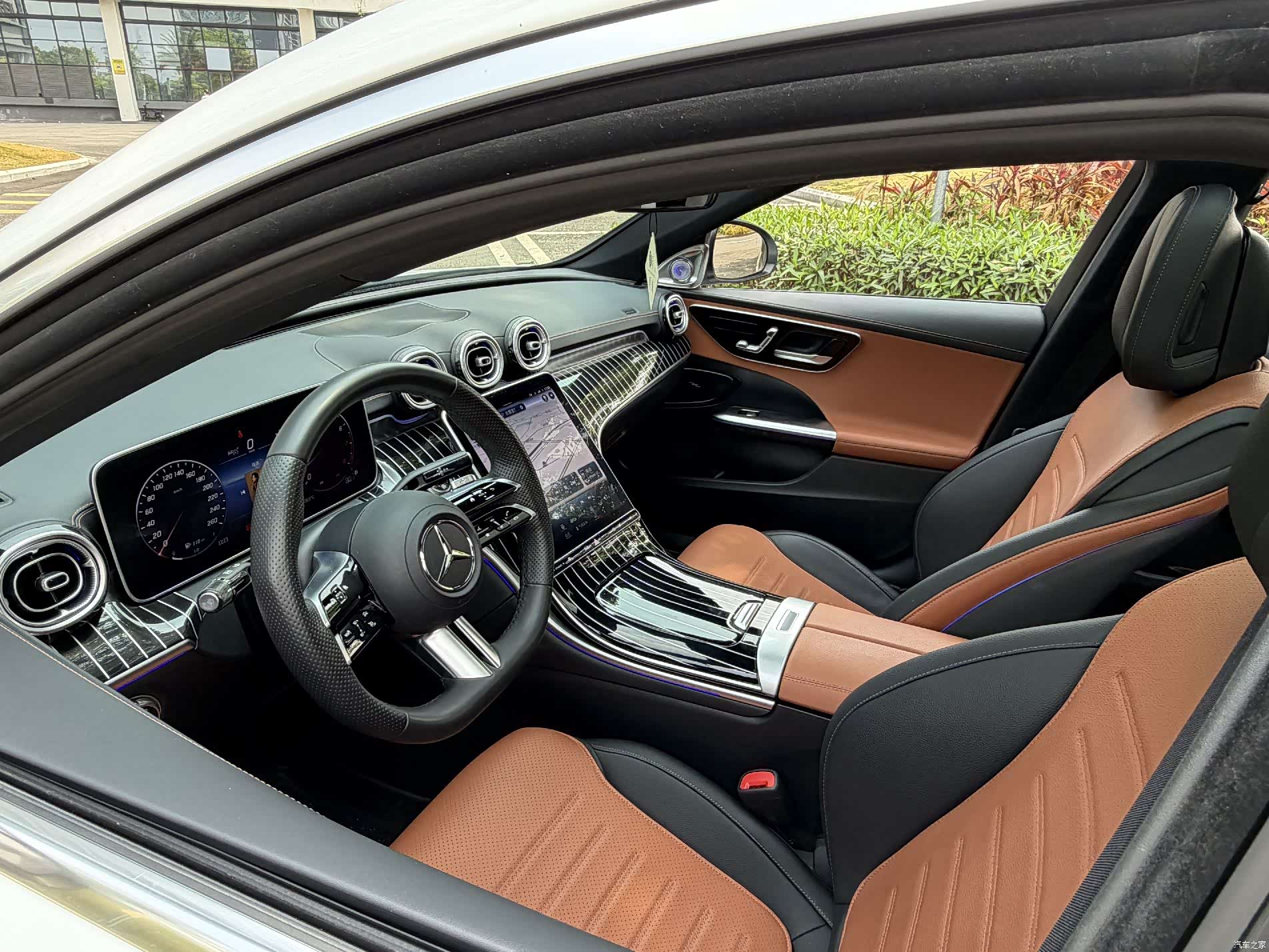 Mercedes-Benz C-Class, 2023 15