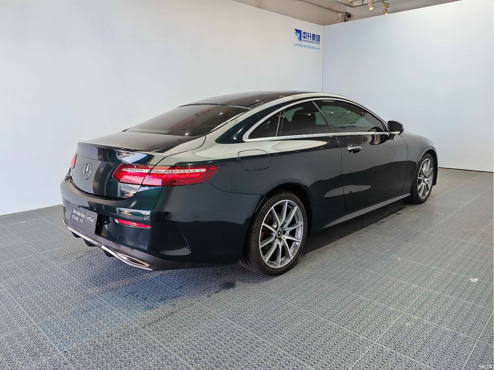 Mercedes-Benz E-Class, 2022 6