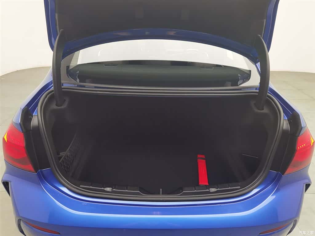 BMW 1 Series, 2019 16