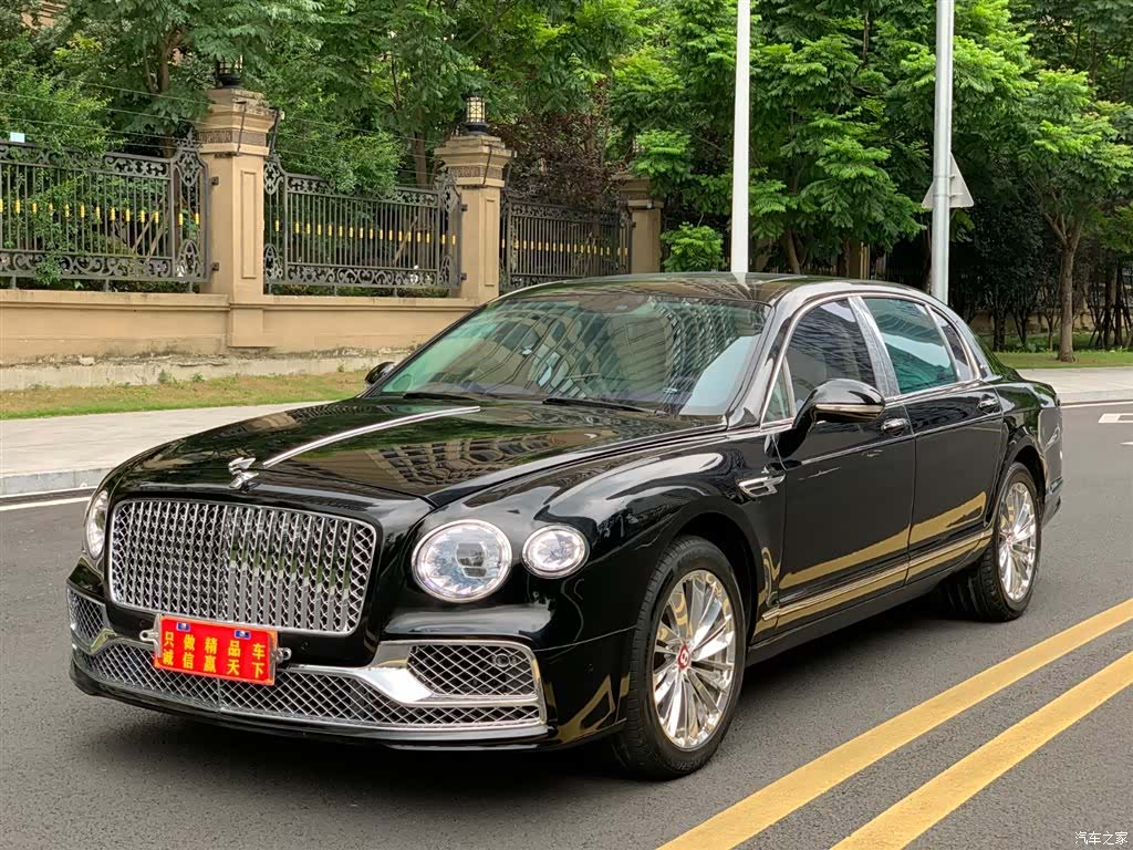 Bentley Flying Spur, 2010 1