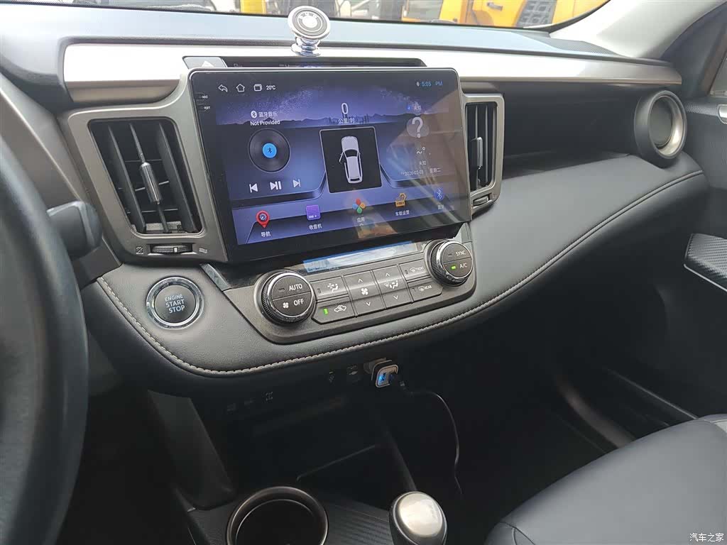 Toyota RAV4, 2014 9