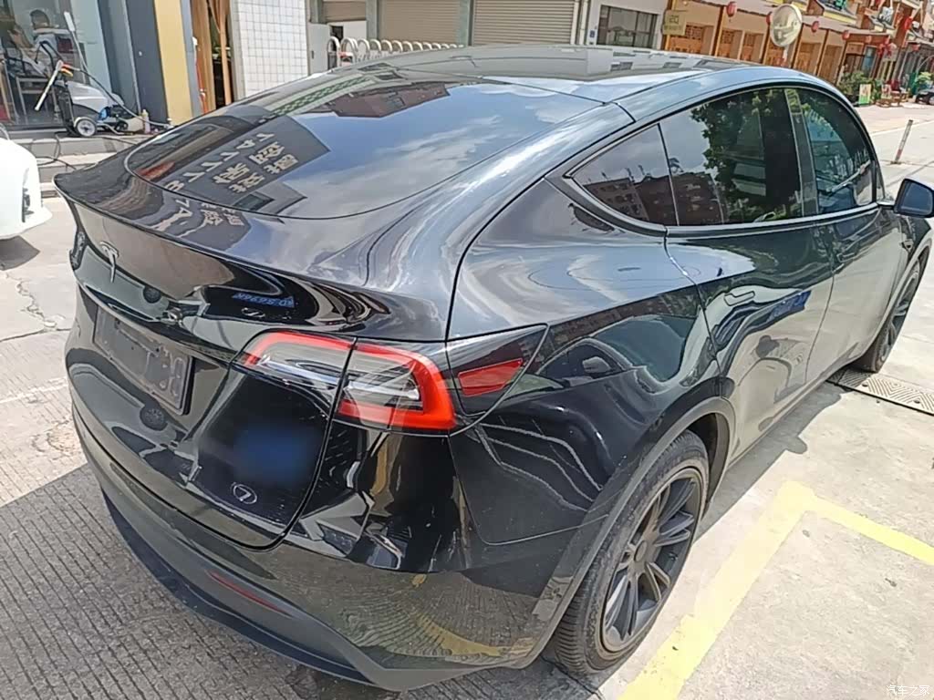 Tesla Model Y, 2021 7