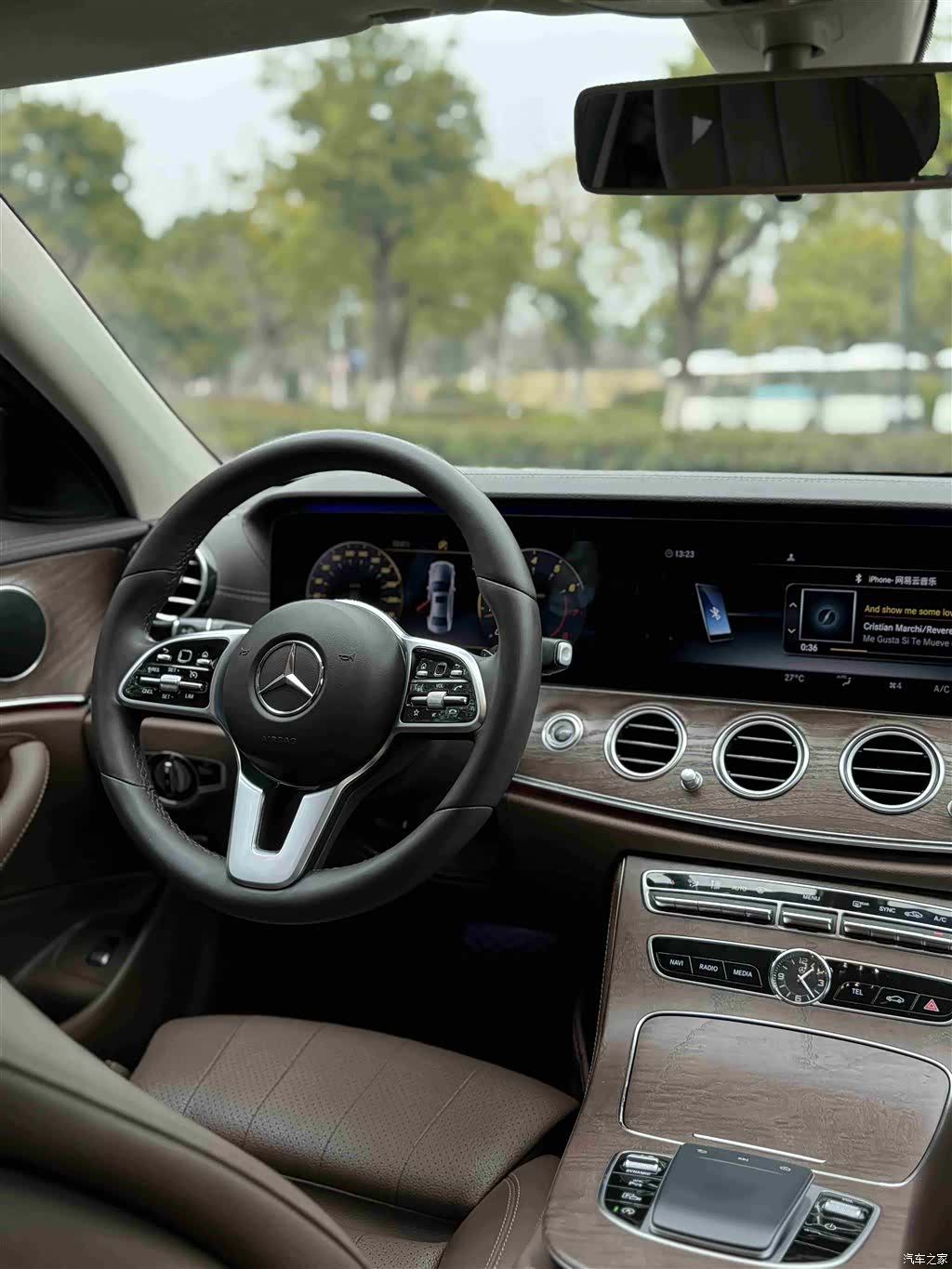 Mercedes-Benz E-Class, 2019 15