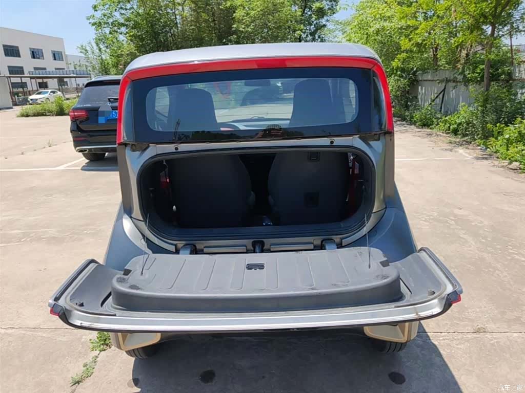 Wuling E200, 2019 19