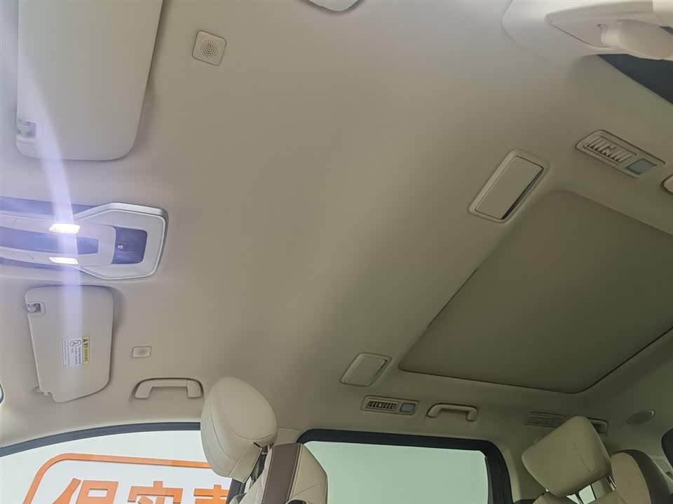 Besturn M9 Besturn M9
