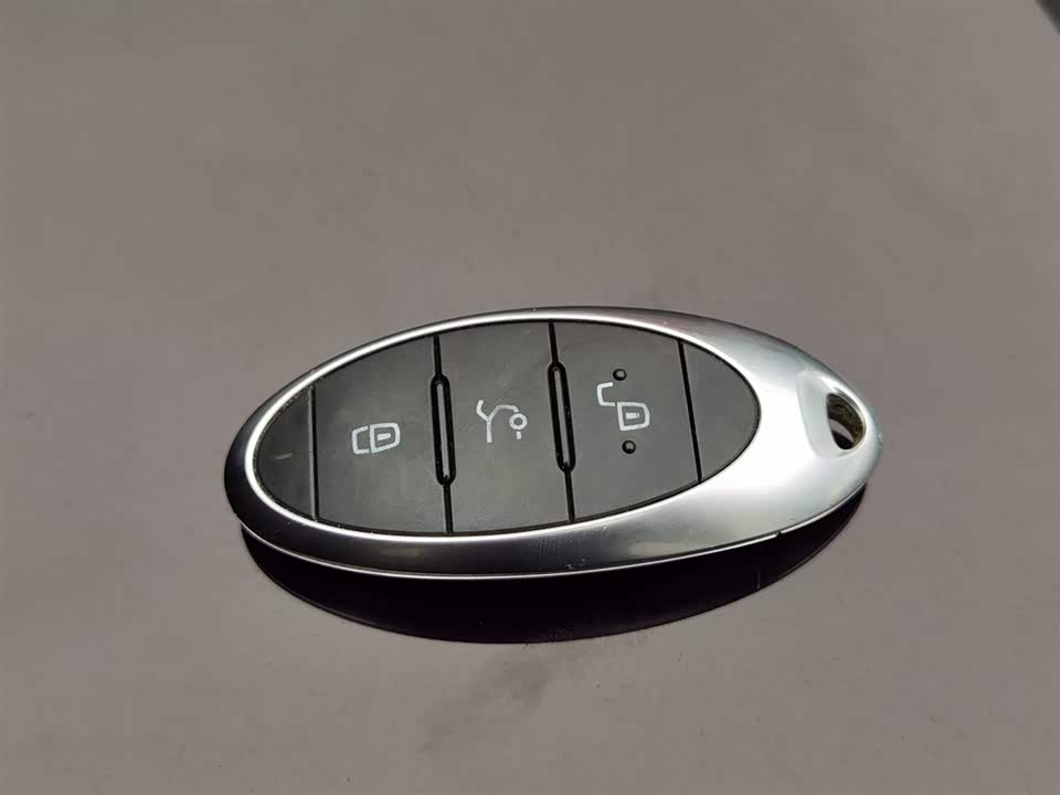 Besturn M9 Besturn M9
