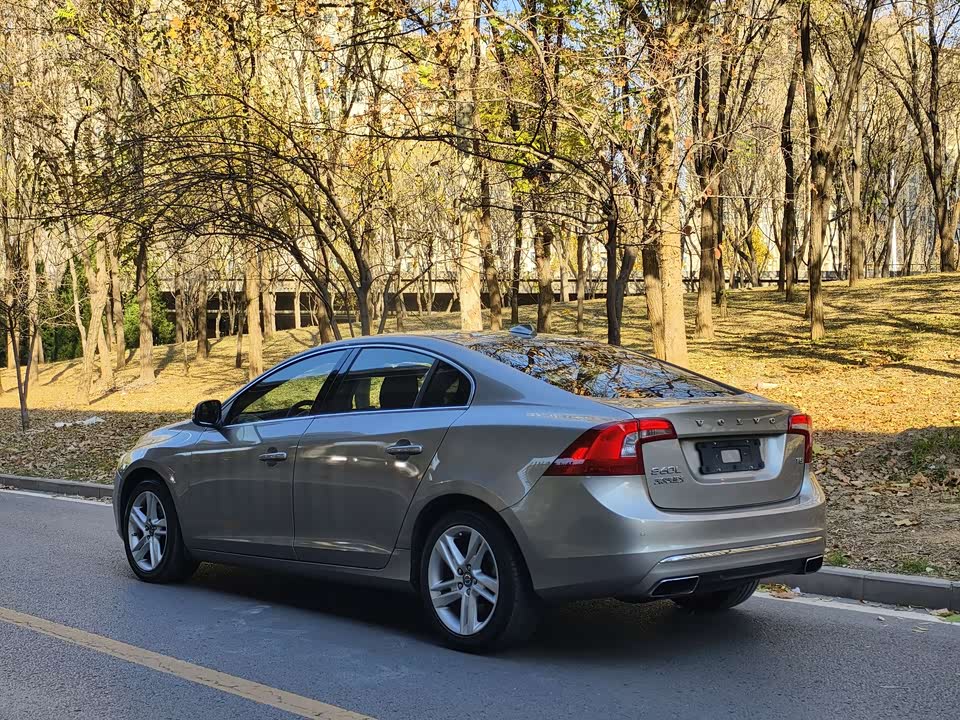 Volvo S60