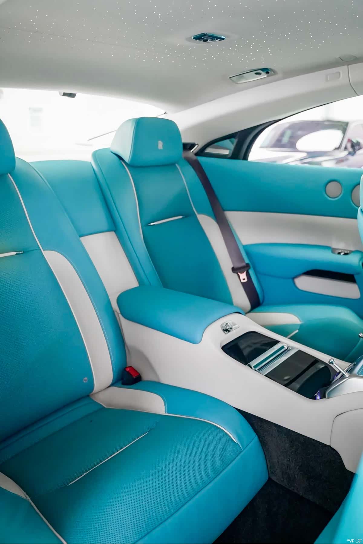 Rolls-Royce Wraith, 2021 16