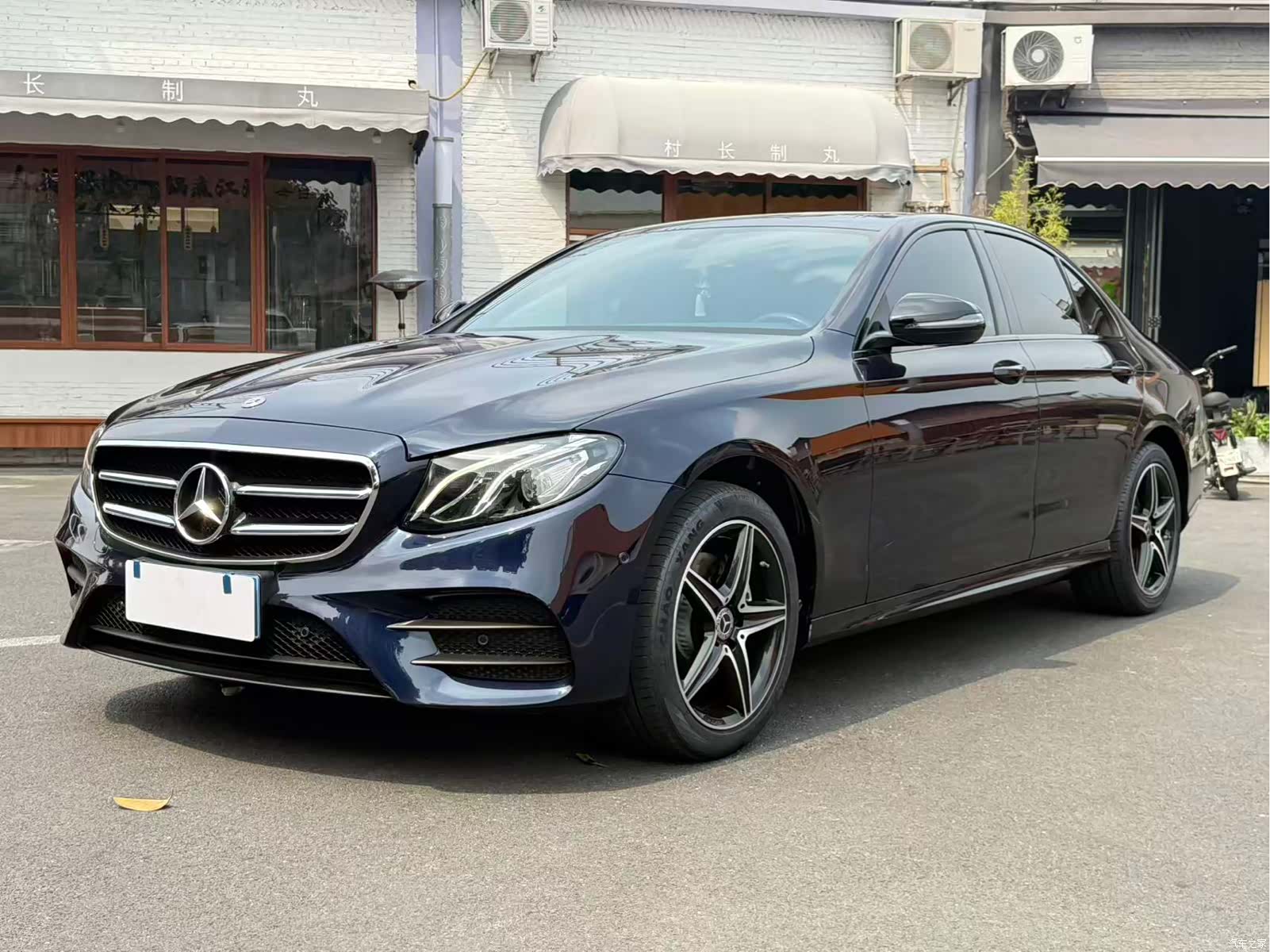 Mercedes-Benz E-Class, 2020 1
