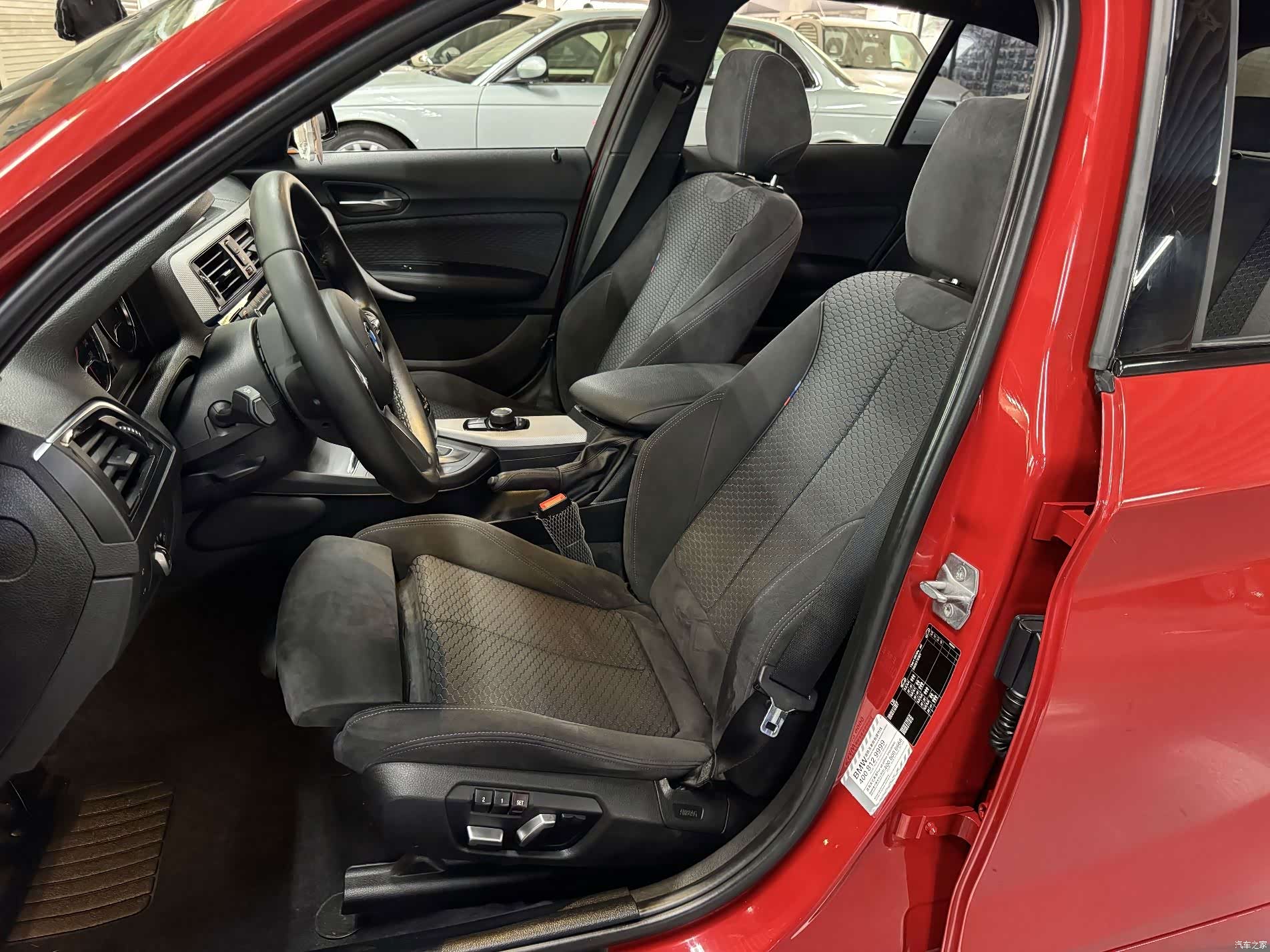 BMW 1 Series, 2018 11