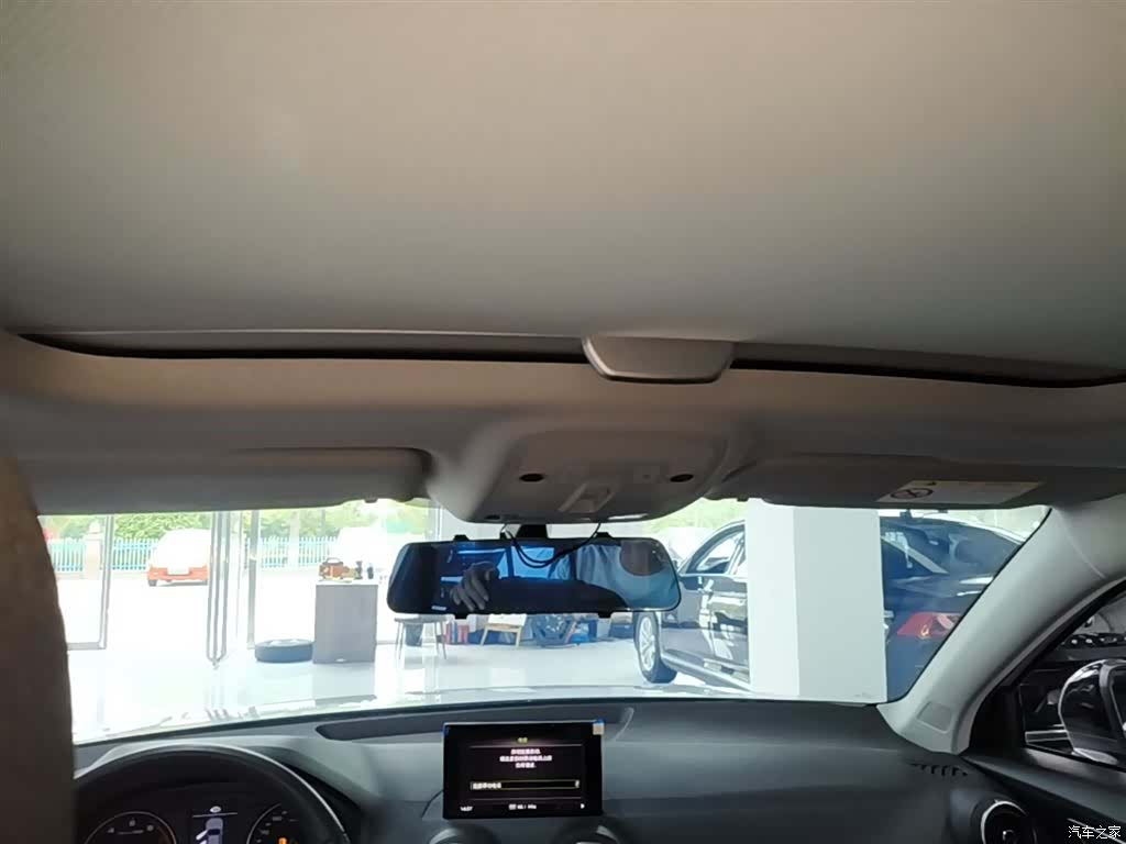 Audi Q2L, 2021 18