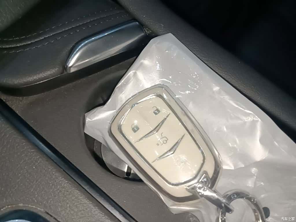 Cadillac XT5, 2019 9