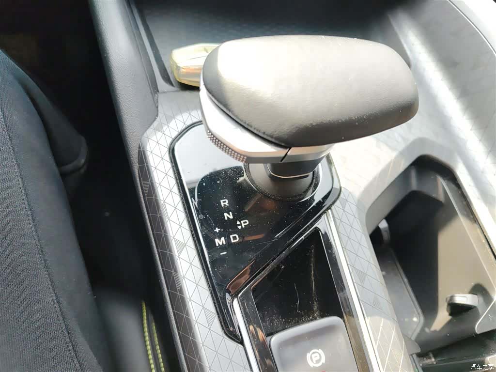 Geely Preface, 2024 14