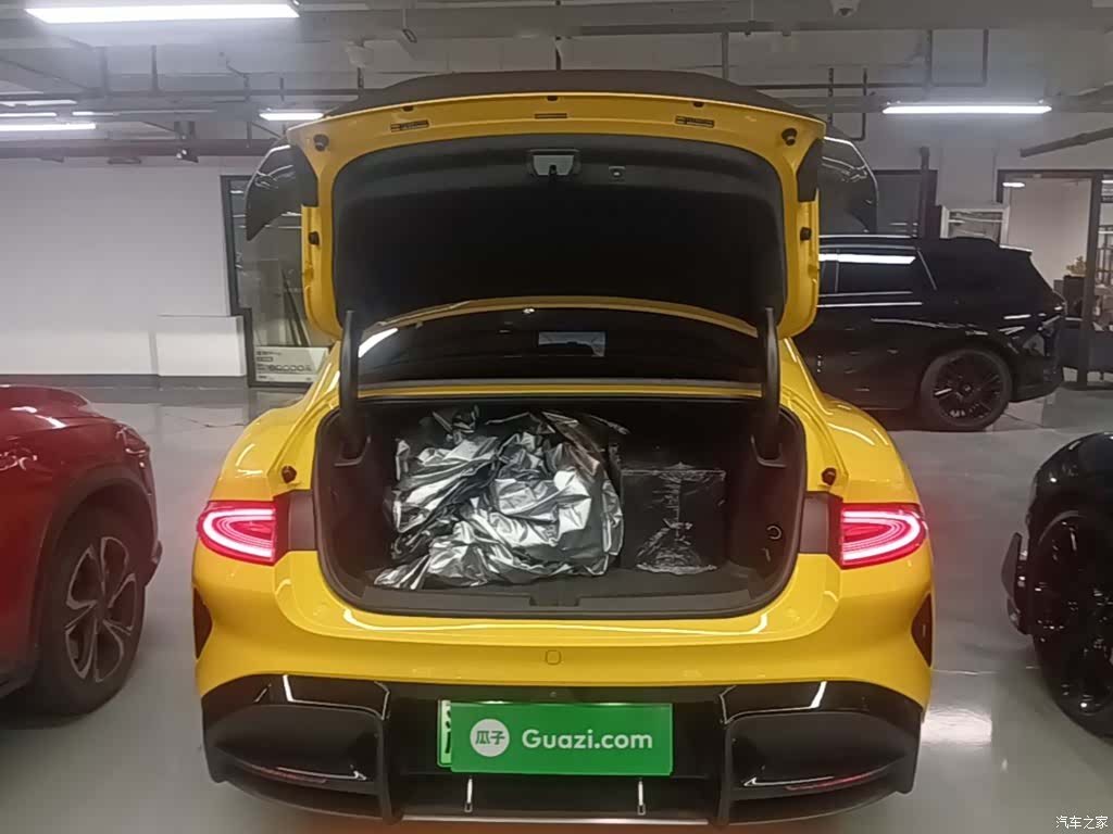 Xiaomi SU7, 2025 19
