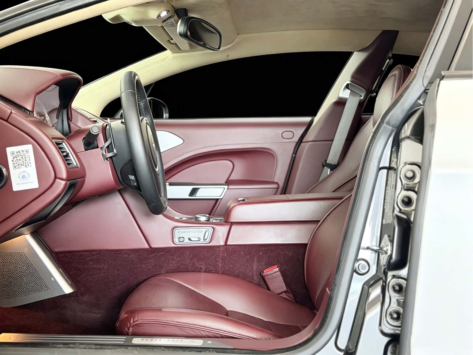 Aston Martin Rapide, 2014 4