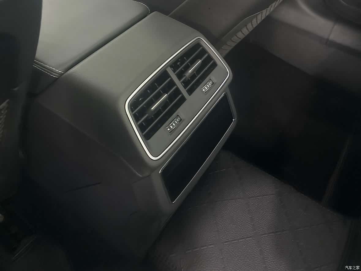 Audi A6L, 2024 15