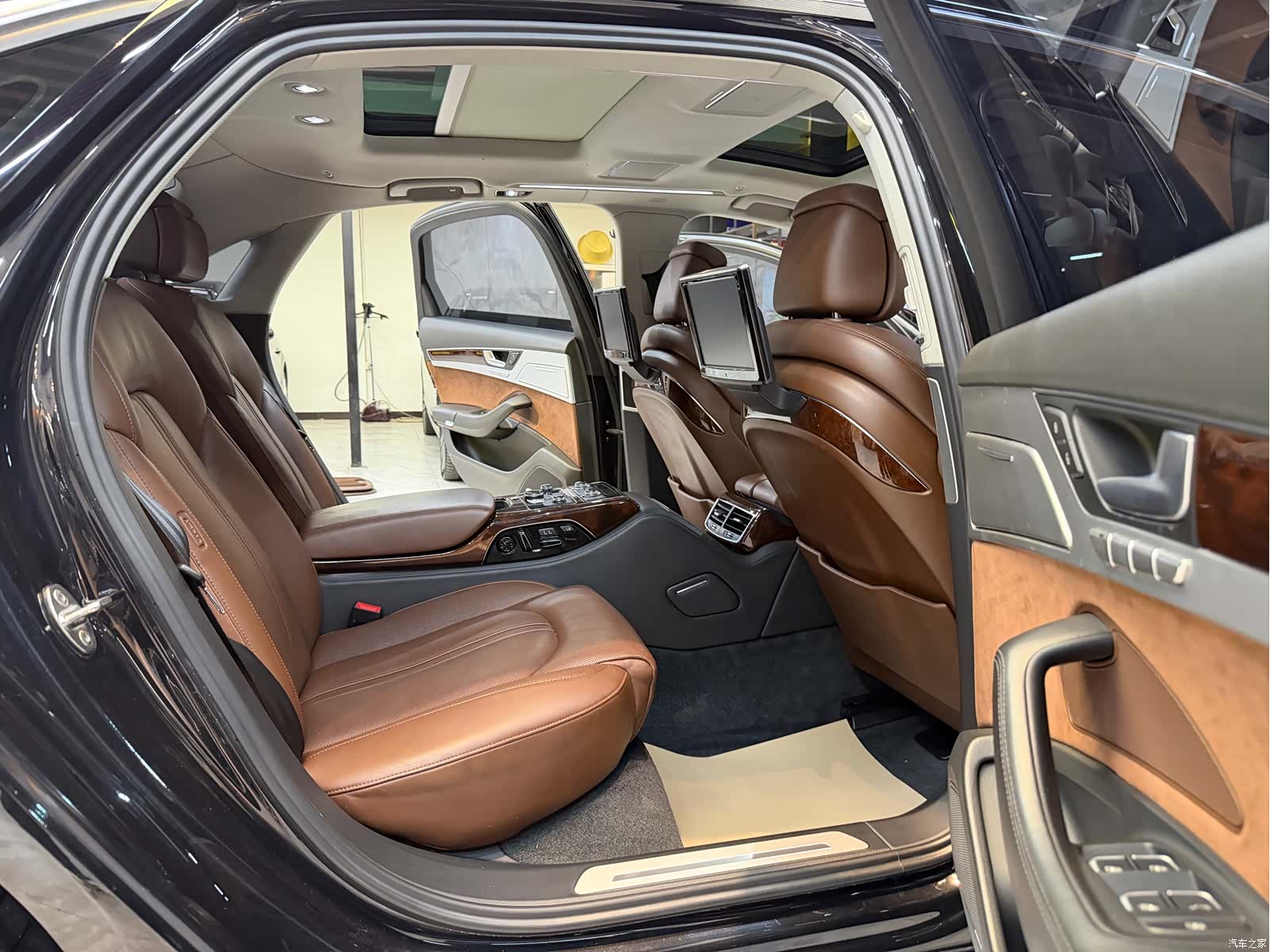 Audi A8L, 2013 11