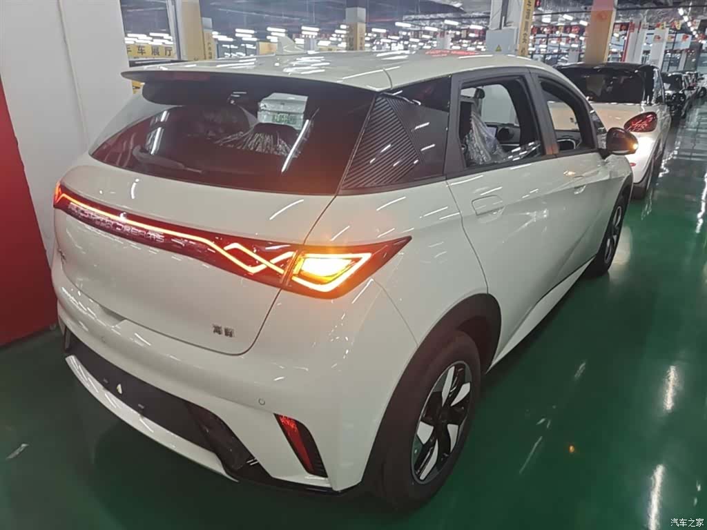 BYD Dolphin, 2026 7