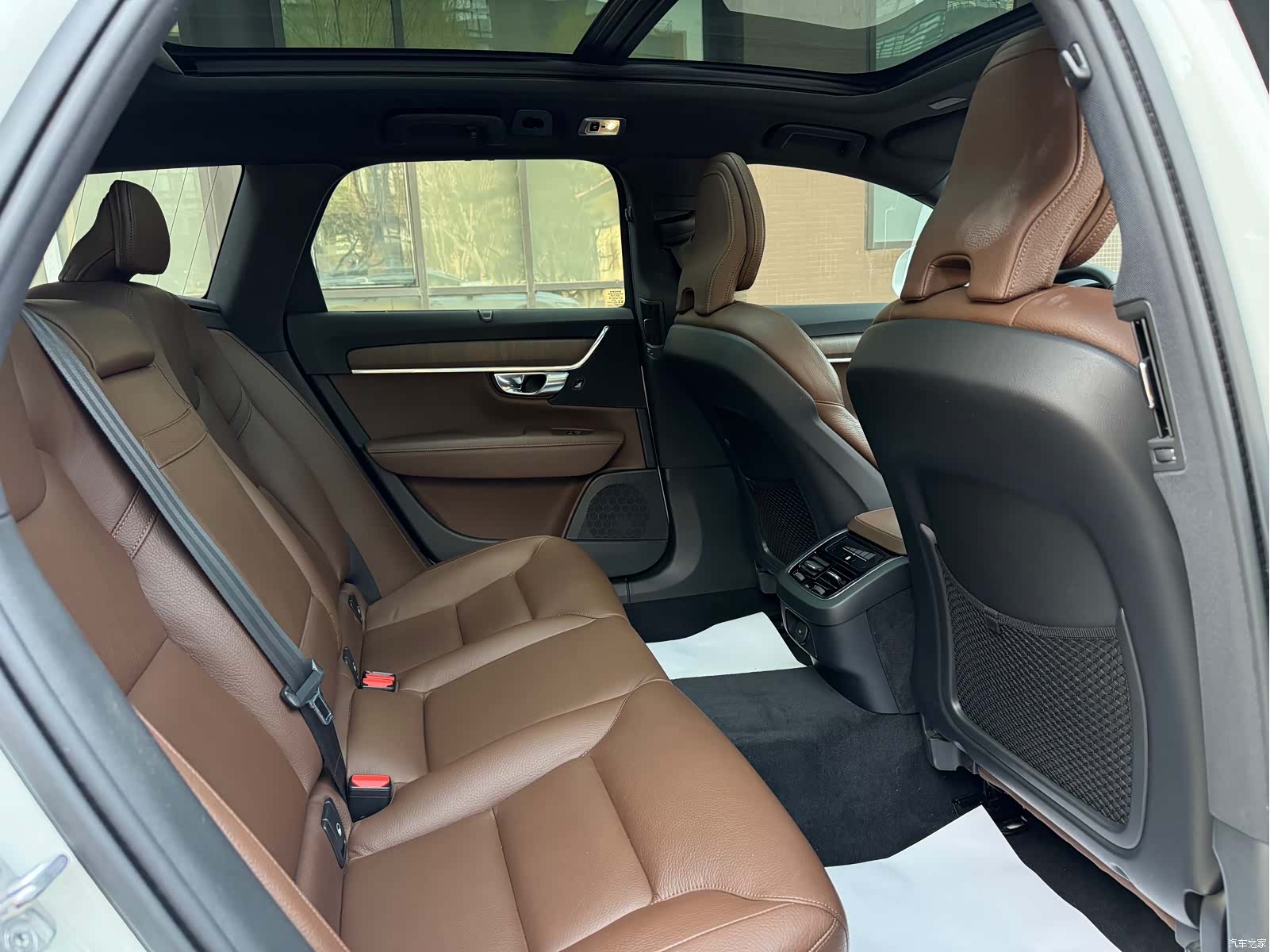 Volvo V90, 2021 13