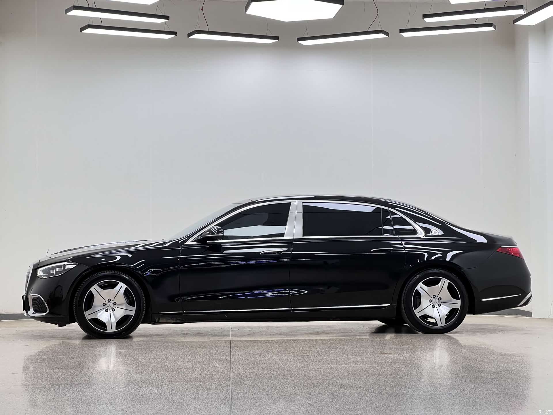 Maybach S-Class, 2024 4