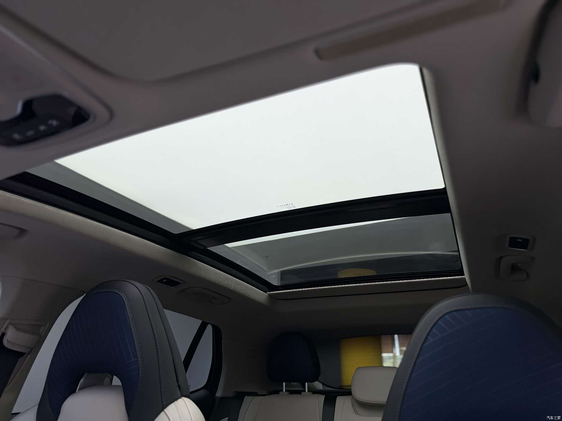 Lynk & Co 01, 2019 13