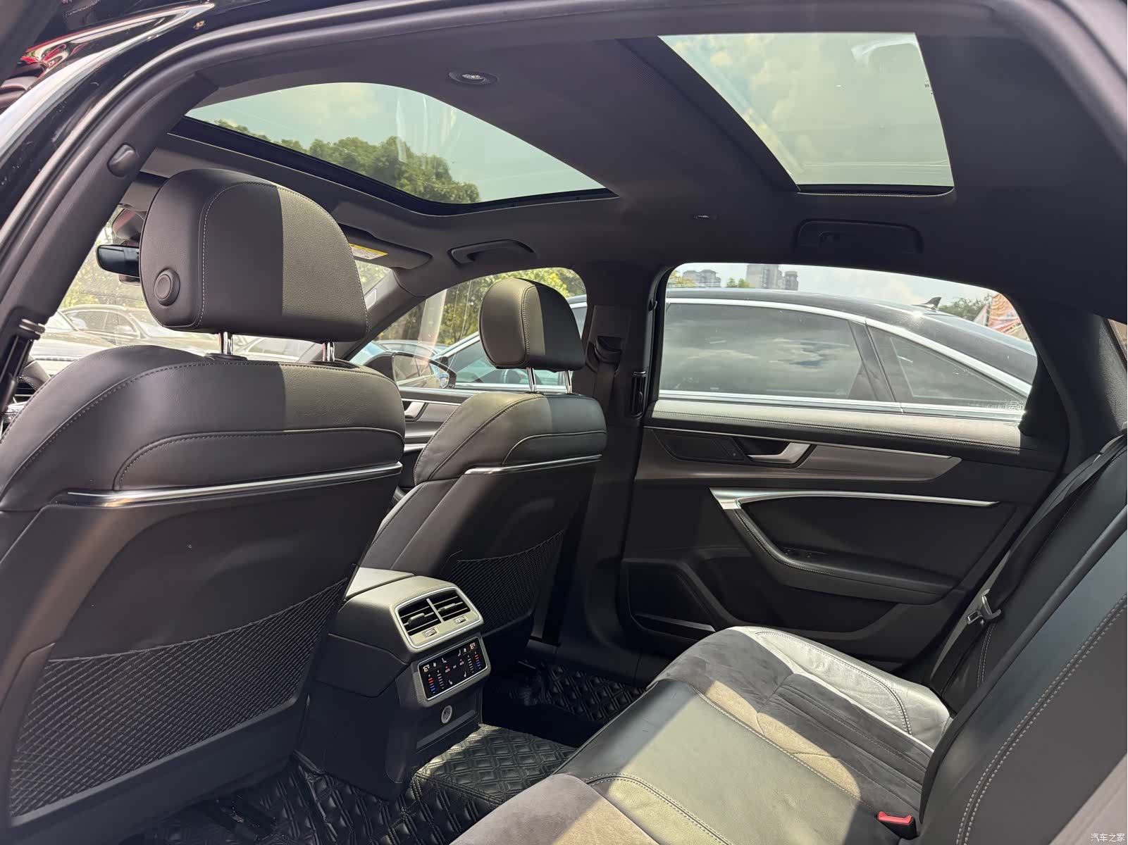 Audi A6L, 2021 11