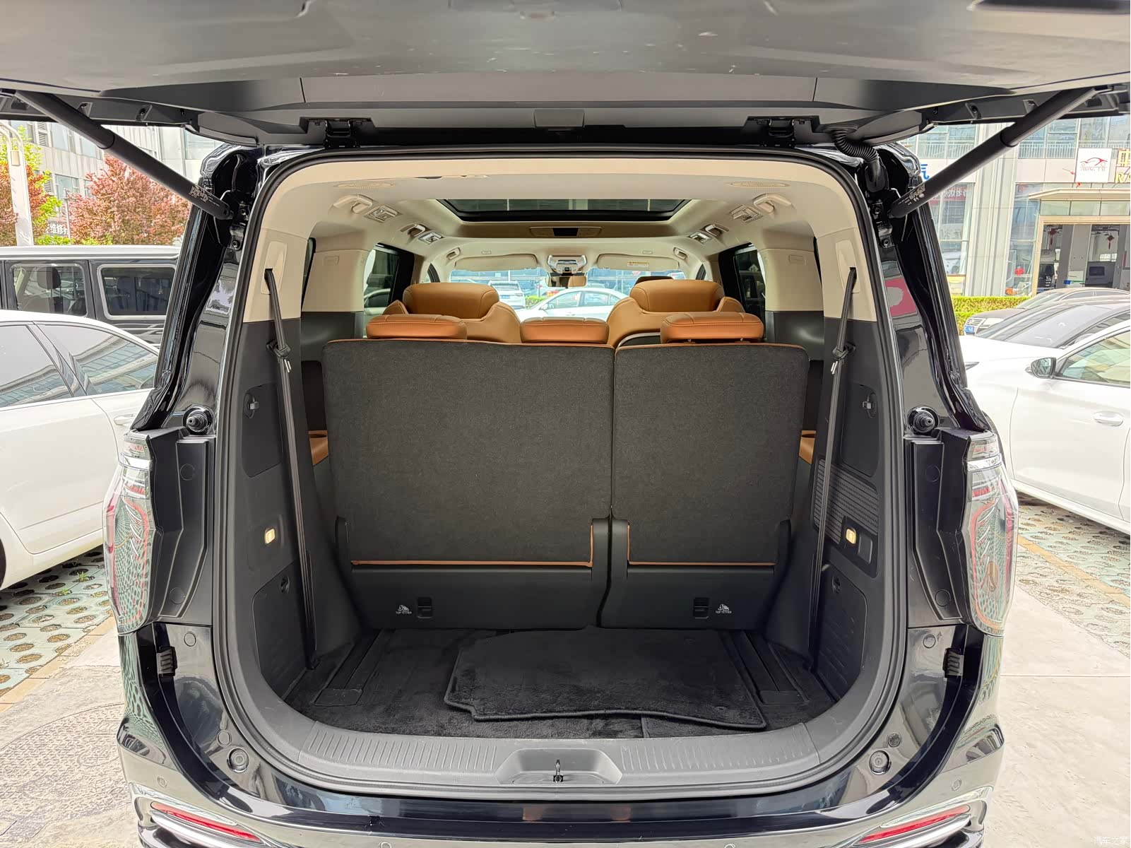 Hongqi HQ9, 2023 26