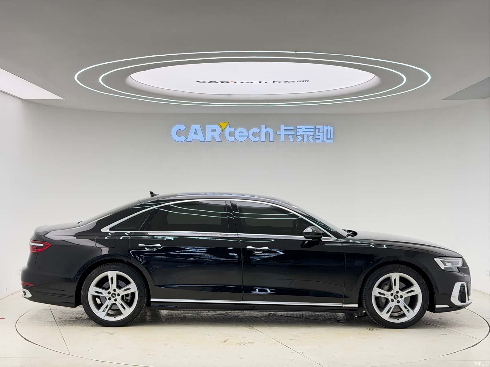 Audi A8L, 2023 4