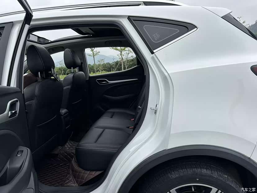 MG ZS, 2019 23