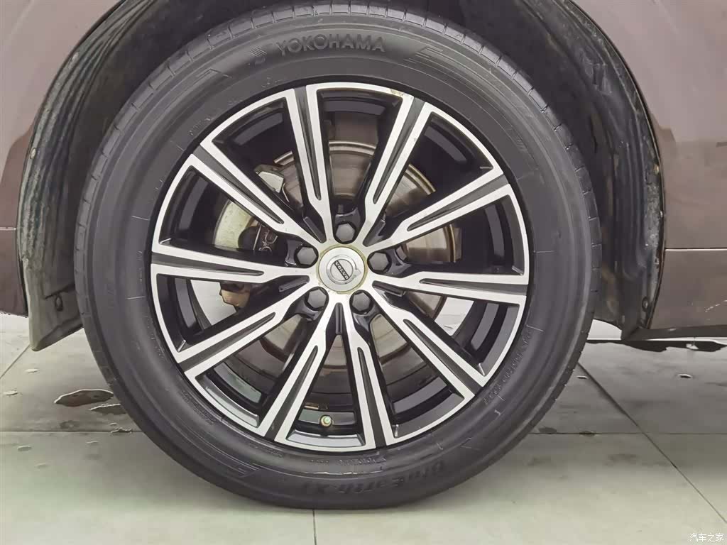 Volvo XC60, 2019 17