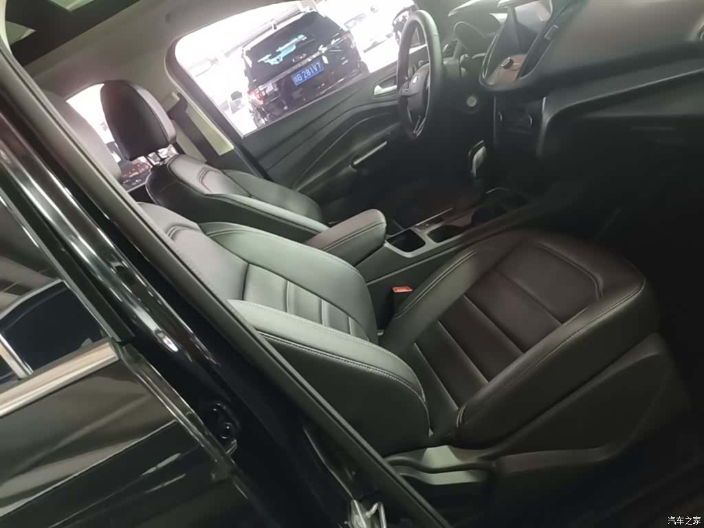 Ford Kuga, 2019 25