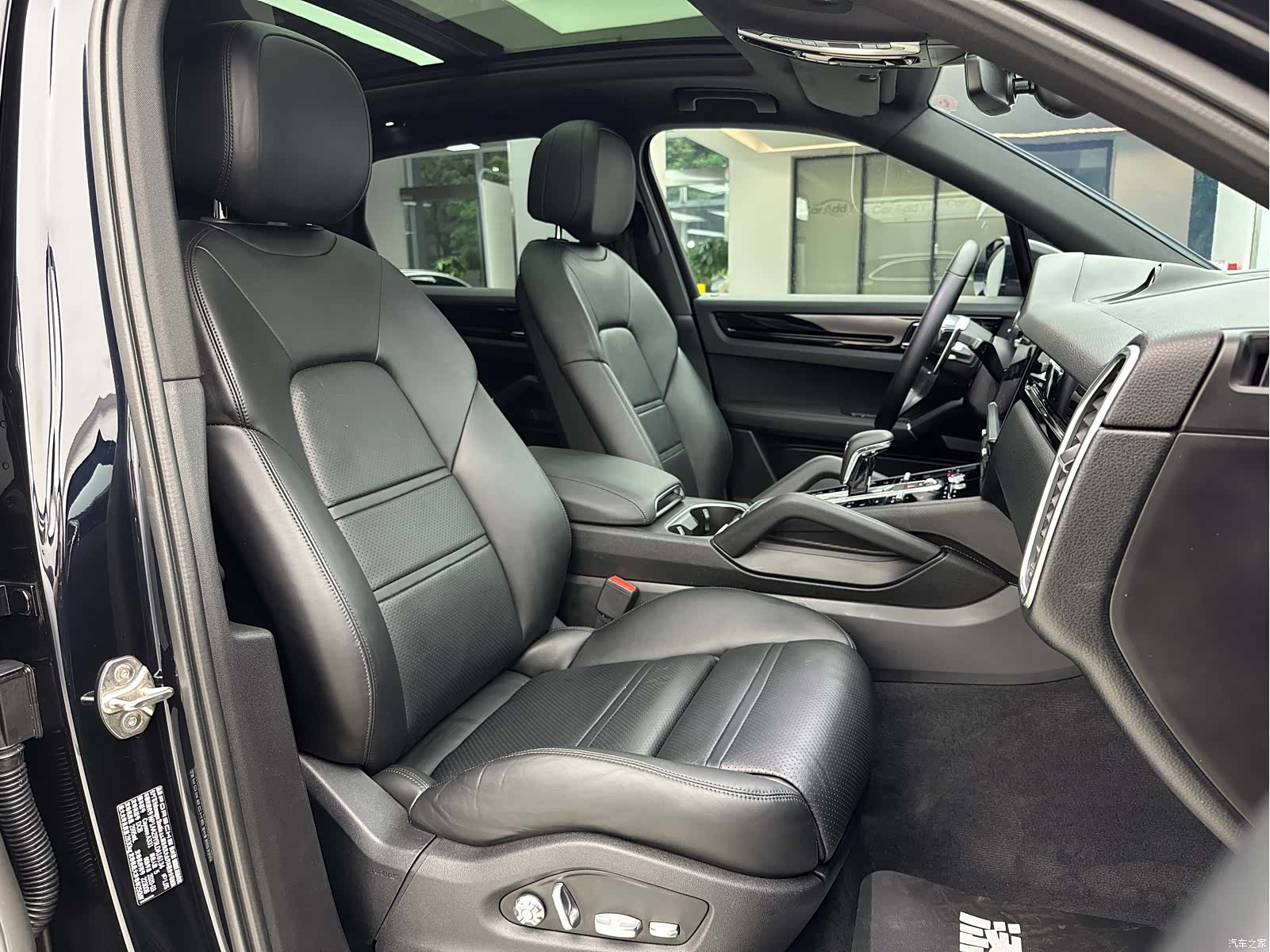 Porsche Cayenne, 2020 15