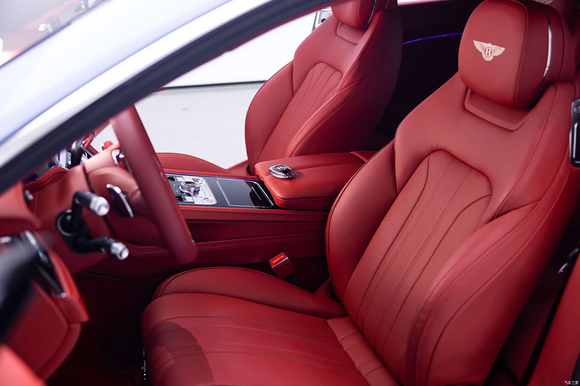 Bentley Continental GT, 2023 13