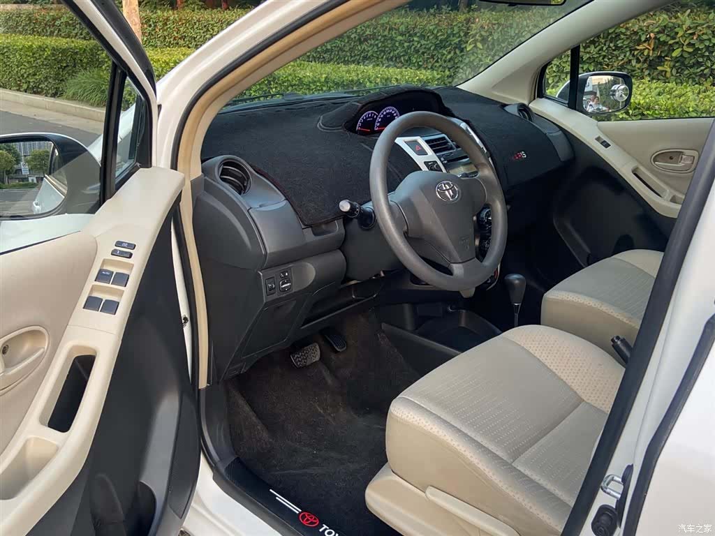 Toyota 1.6E, 2013 4