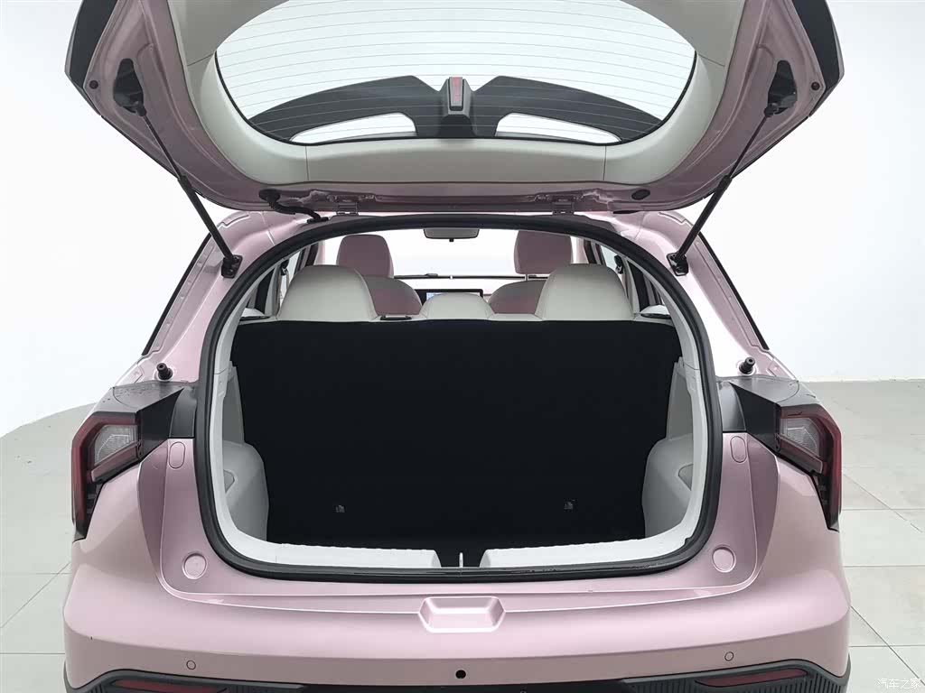 Geely E, 2024 16