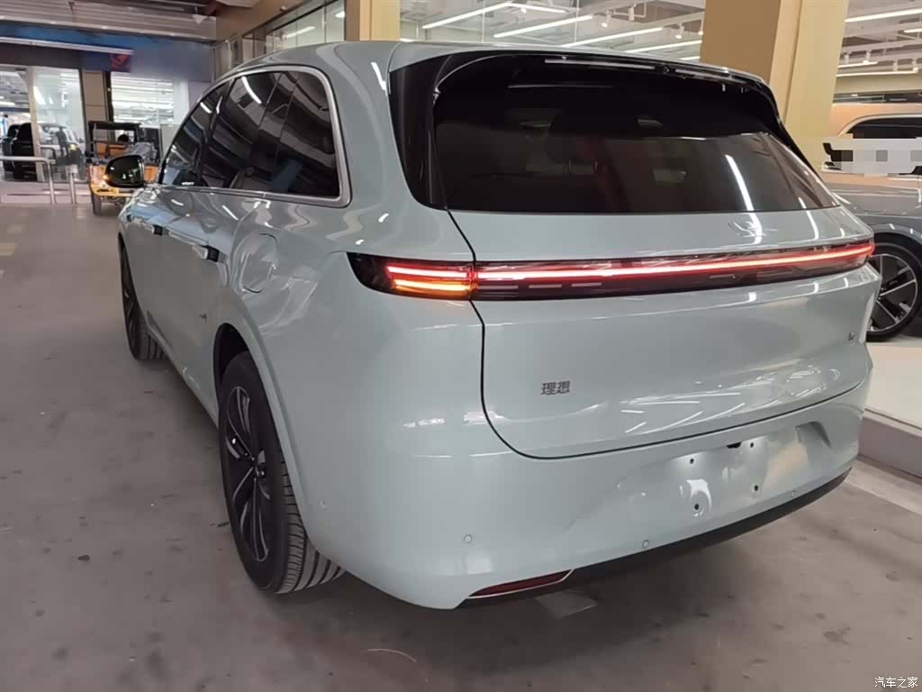 Li Auto L6, 2025 все фото
