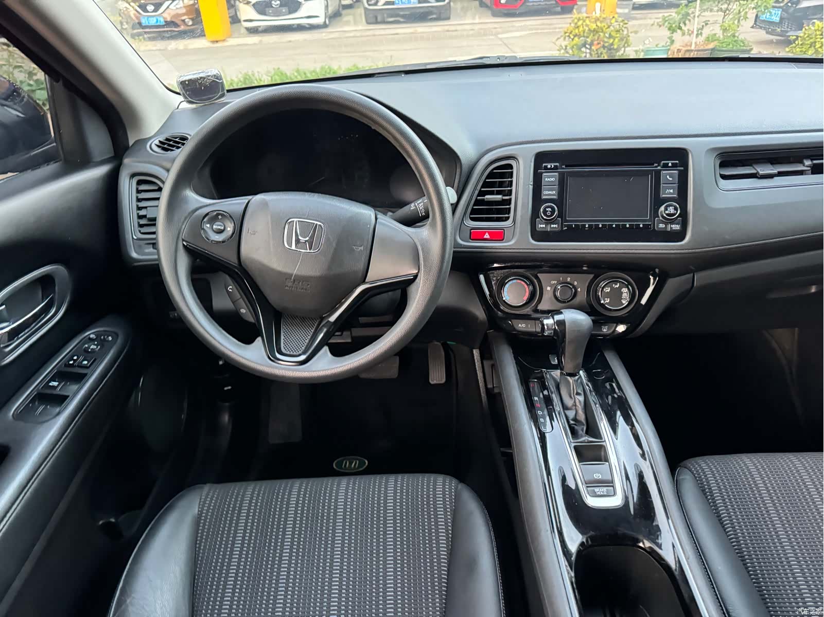 Honda Vezel, 2015 9