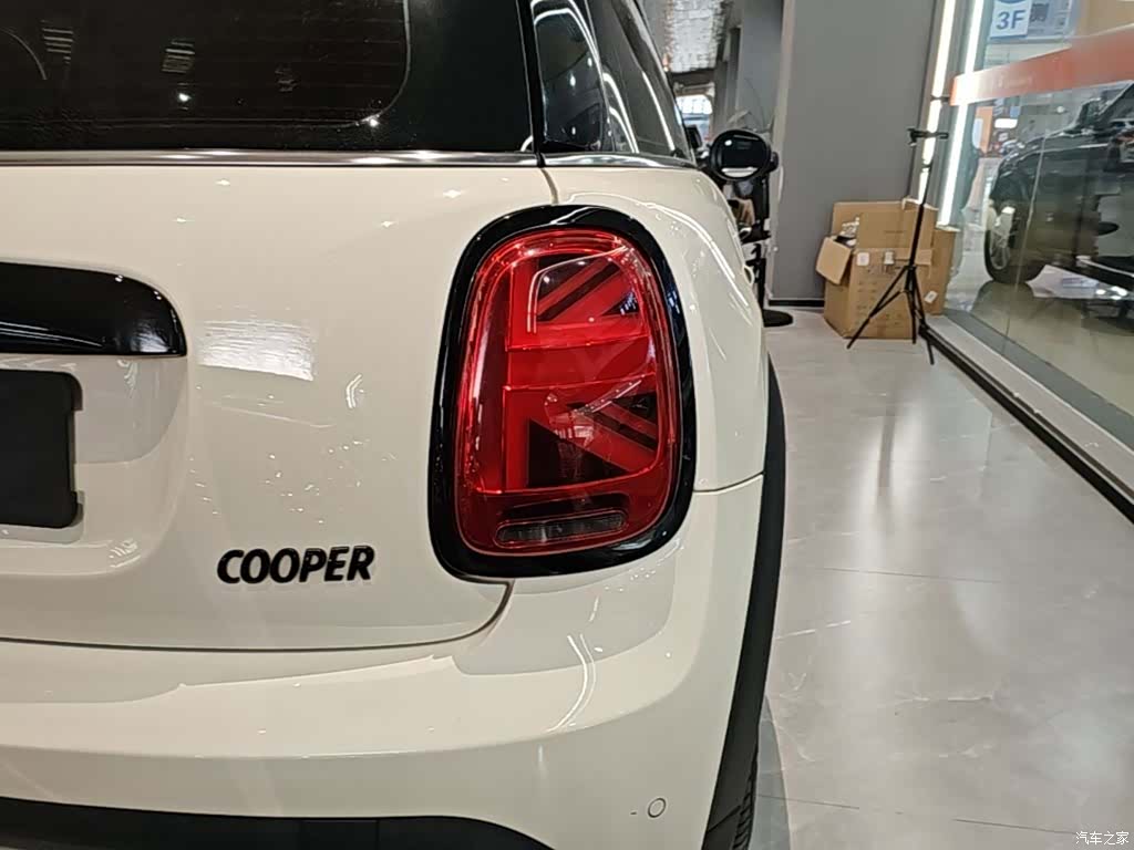Mini Cooper, 2023 8