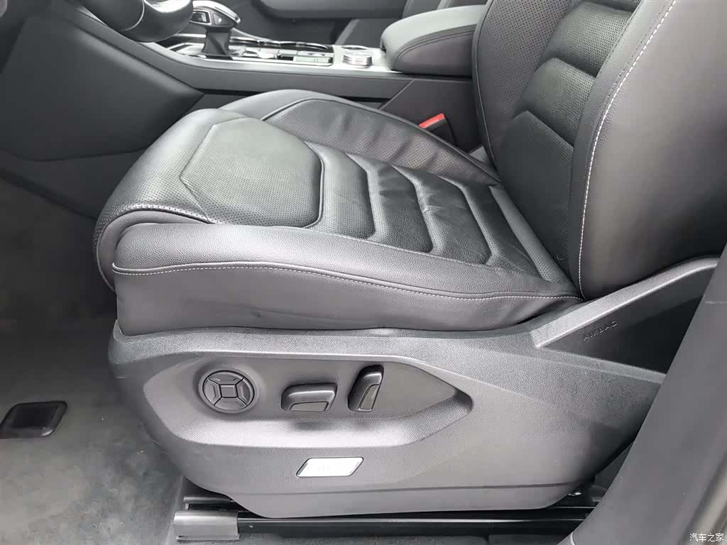 Volkswagen Touareg, 2021 20
