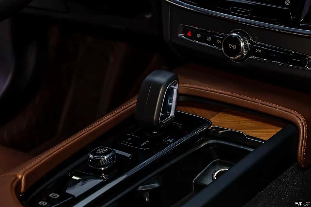 Volvo S90, 2025 14