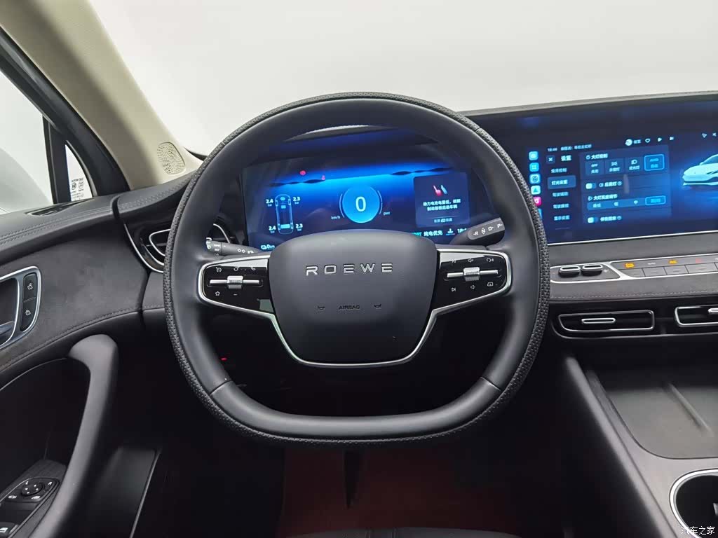 Roewe D7, 2025 11