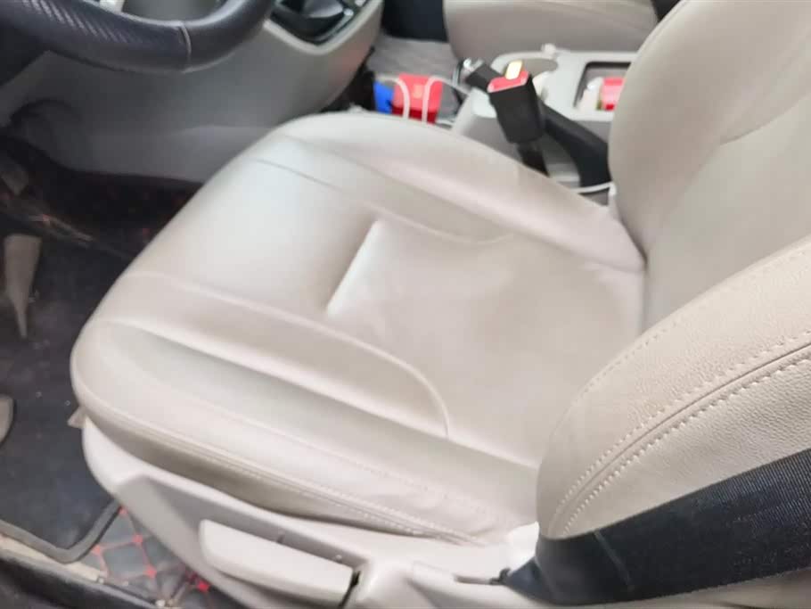 JAC Refine Ruifeng M4