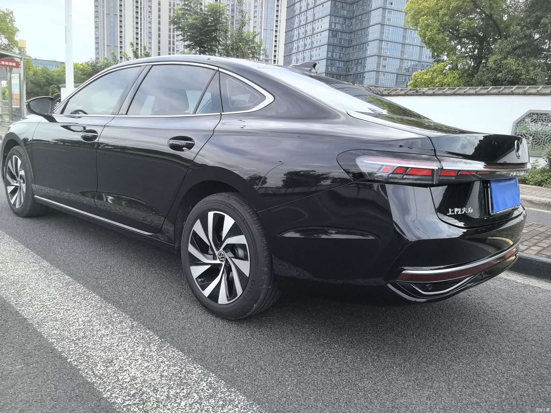 Volkswagen Passat, 2025 11