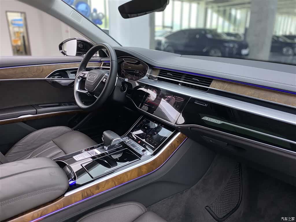 Audi A8L, 2020 9