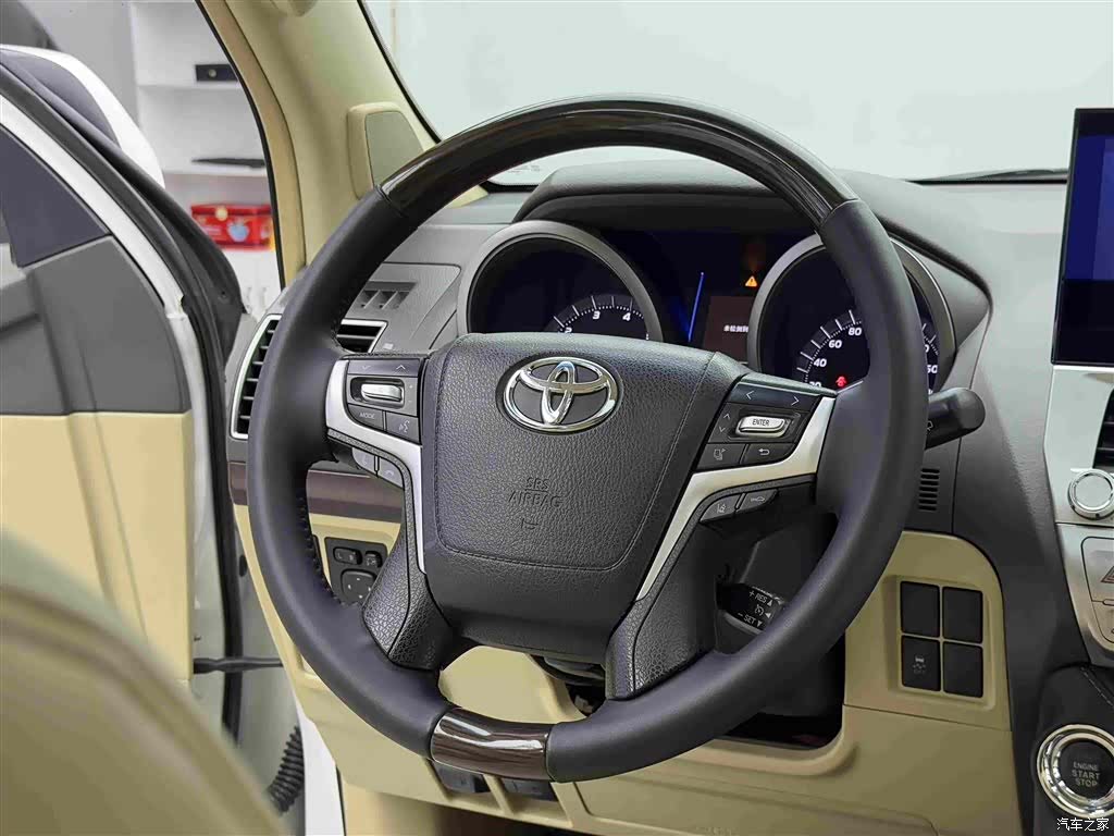 Toyota Prado, 2014 25