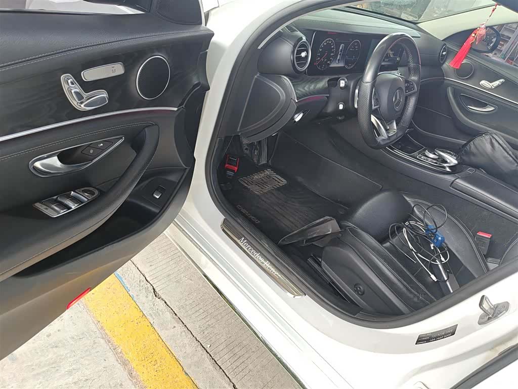 Mercedes-Benz E-Class, 2016 12