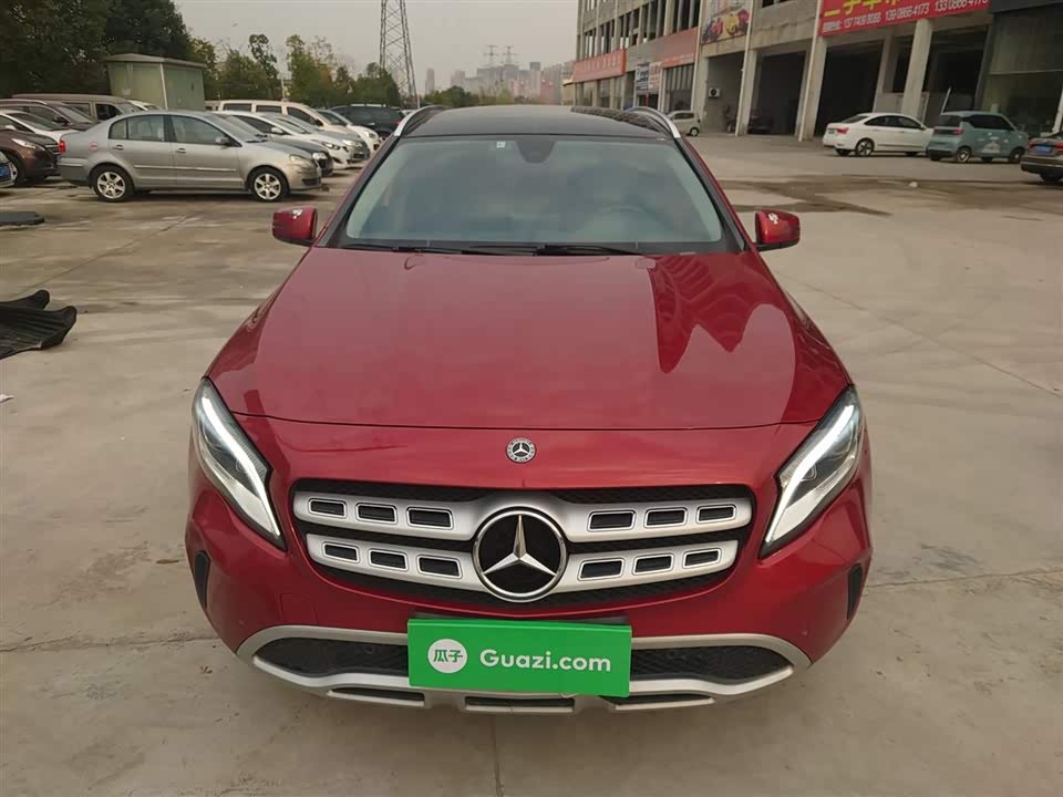 Mercedes-Benz GLA