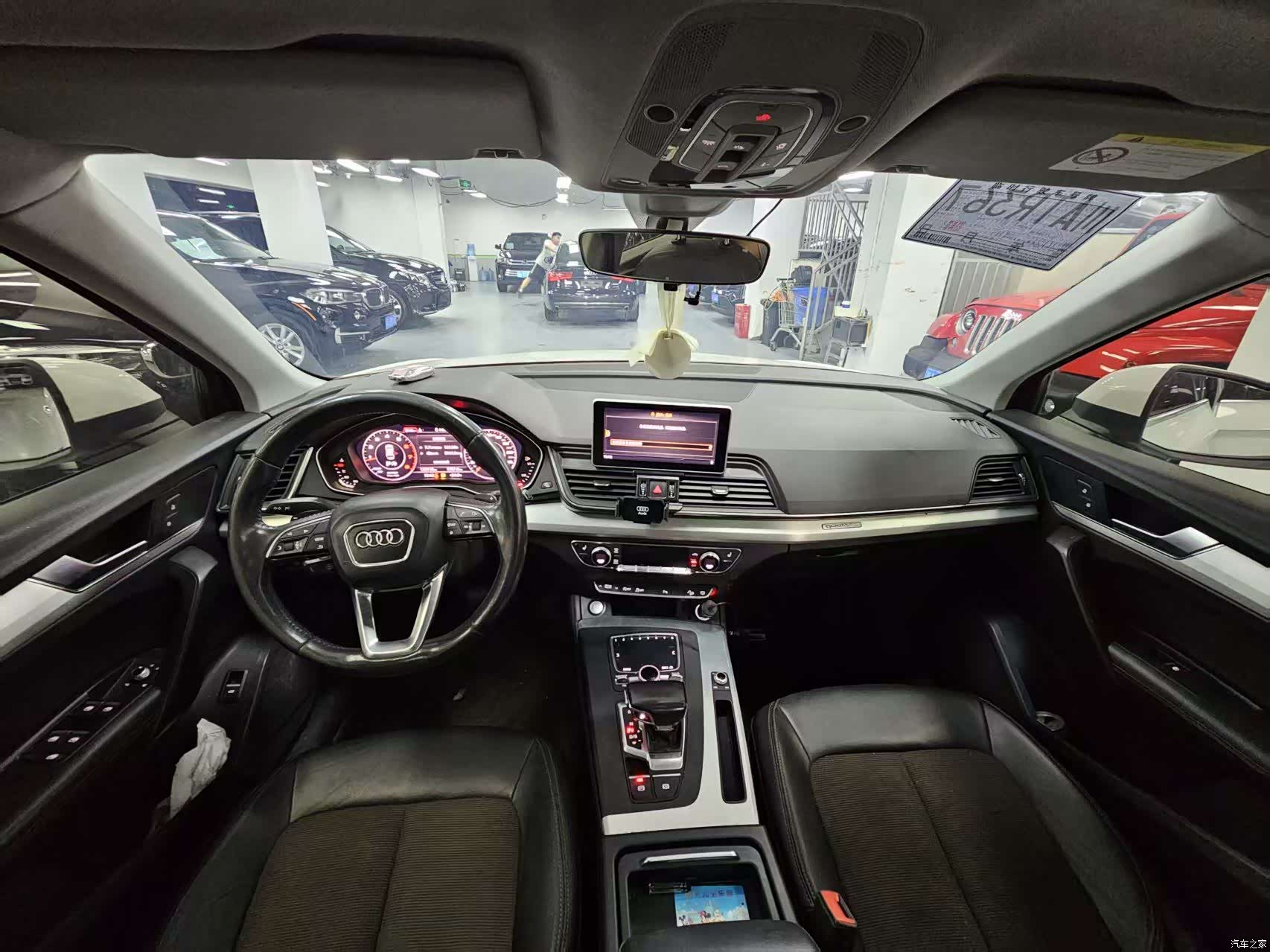 Audi Q5L, 2019 14